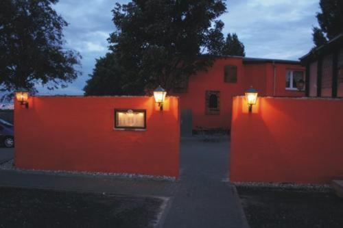 Landgasthof am Bäumchen Weißenfels Exterior foto