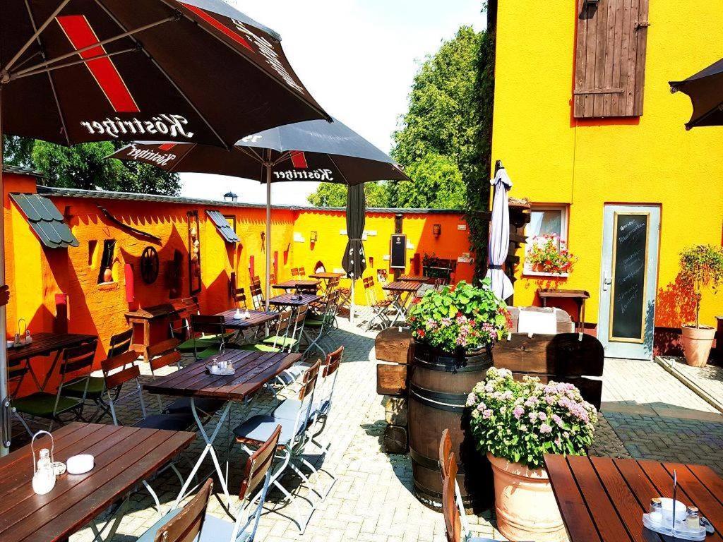 Landgasthof am Bäumchen Weißenfels Exterior foto